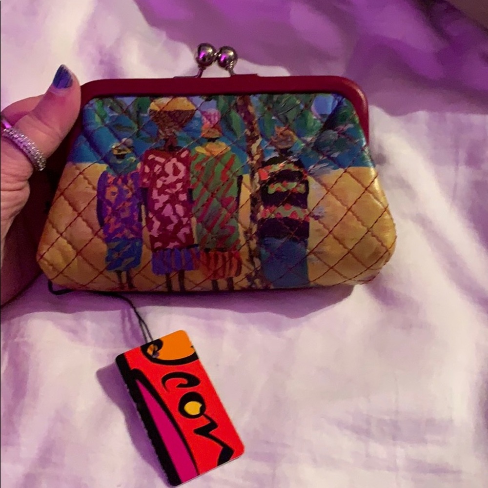 Ladies in waiting change purse